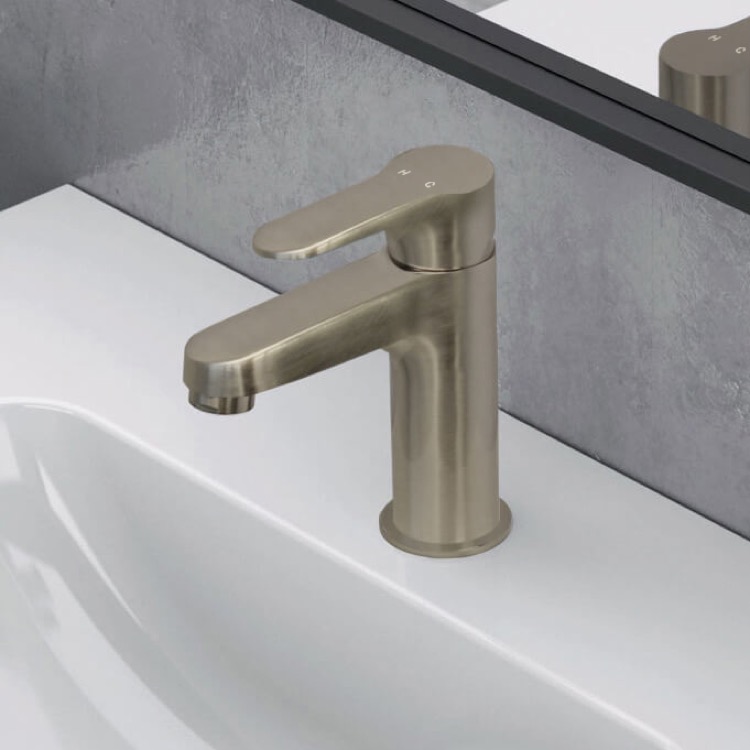 Bathroom Faucet, Remer W11USNL-NB, Brushed Nickel Single Hole Bathroom Faucet